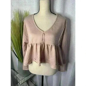 NEW Altar’d State Women’s M Pink Long Sleeve Textured Ruffle Crop Tunic Top NWT